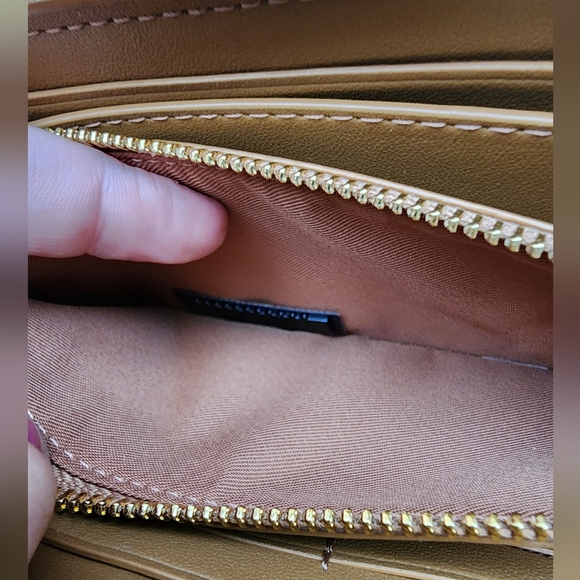 ✨️NWOT✨️ Coach Accordian Zip Long Wallet W Wristlet Strap, Floral, 2023, $298 - Picture 8 of 8